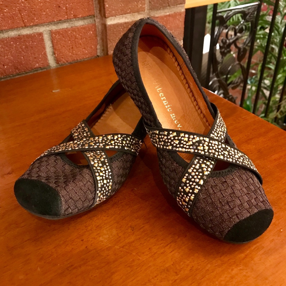 Bernie Mev Flats
